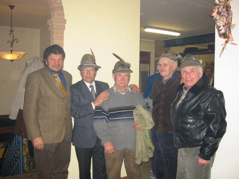 quei cappelli bruciano a toccarli